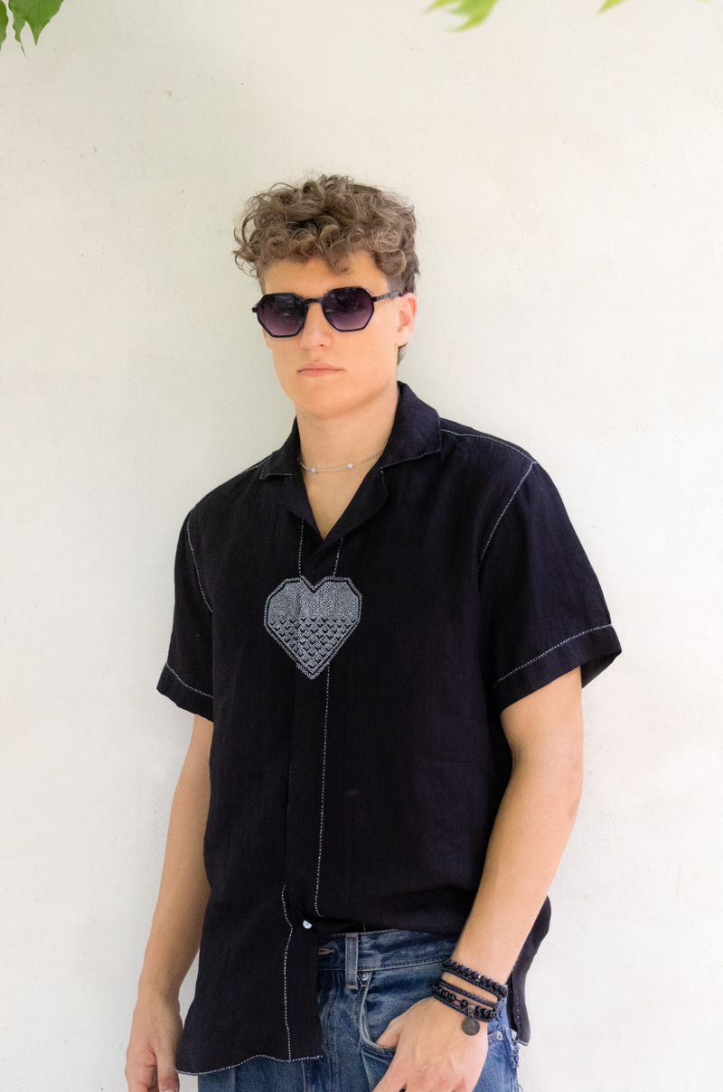 BLACK HEART LINEN SHIRT