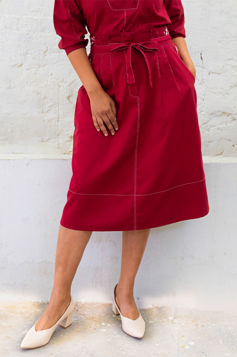 RED COTTON SKIRT WITH BANDHANI IN POCKETS