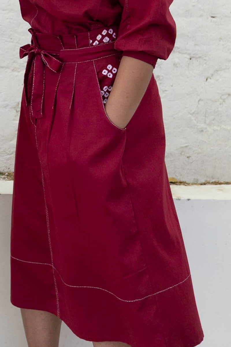 RED COTTON SKIRT WITH BANDHANI IN POCKETS