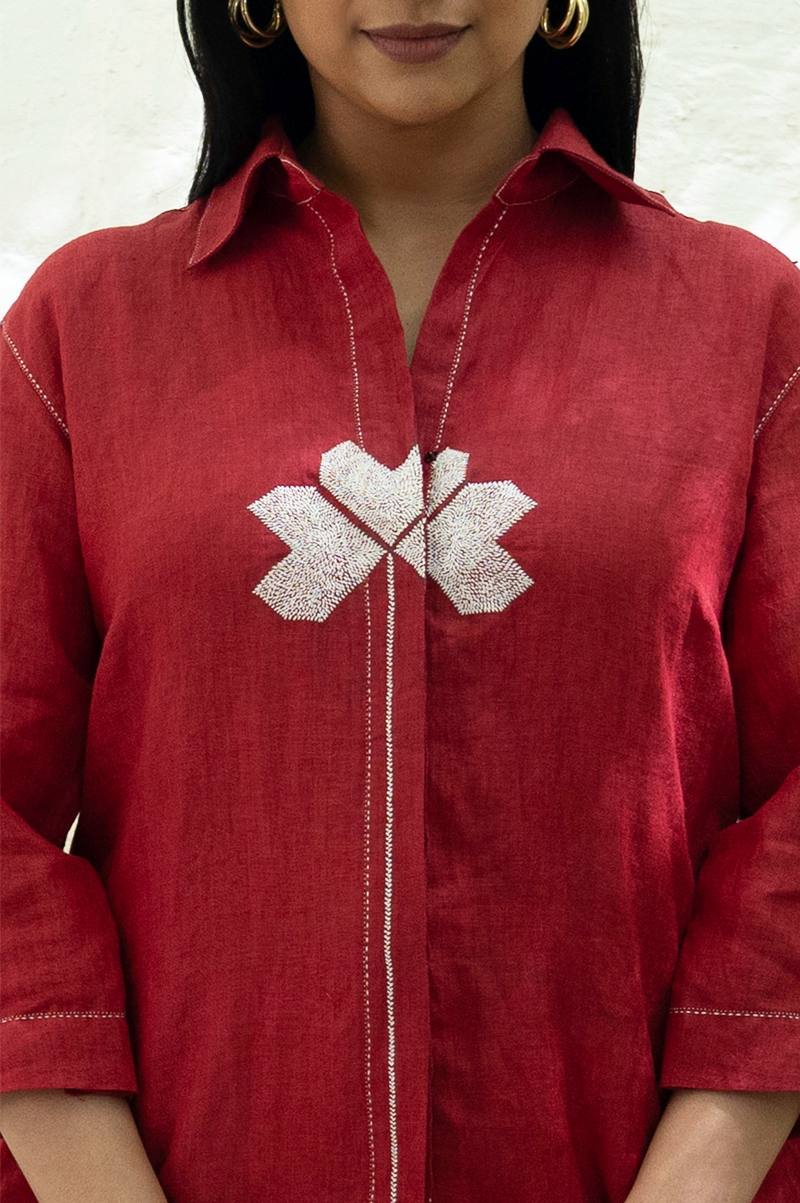 RED LINEN SHIRT WITH EMBROIDERED FLOWER - RTS