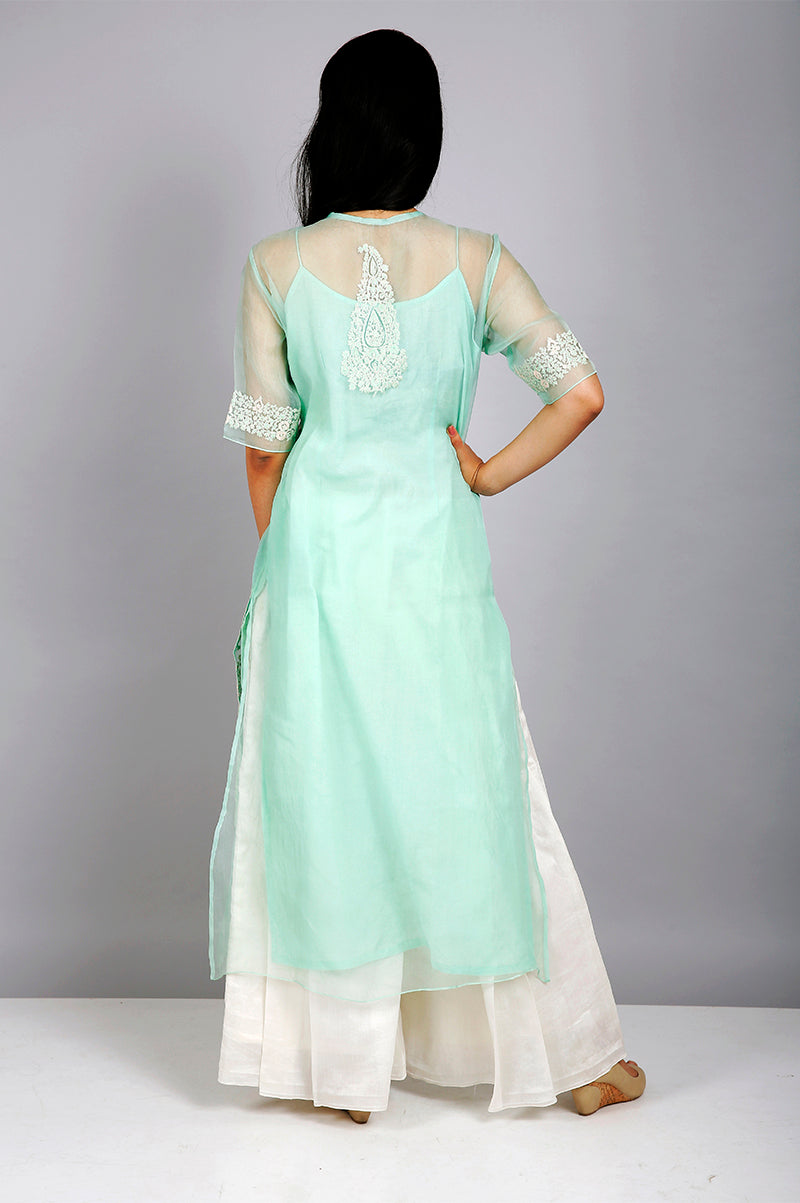 MINT ORGANZA KURTA SET WITH PAISLEY MOTIFS