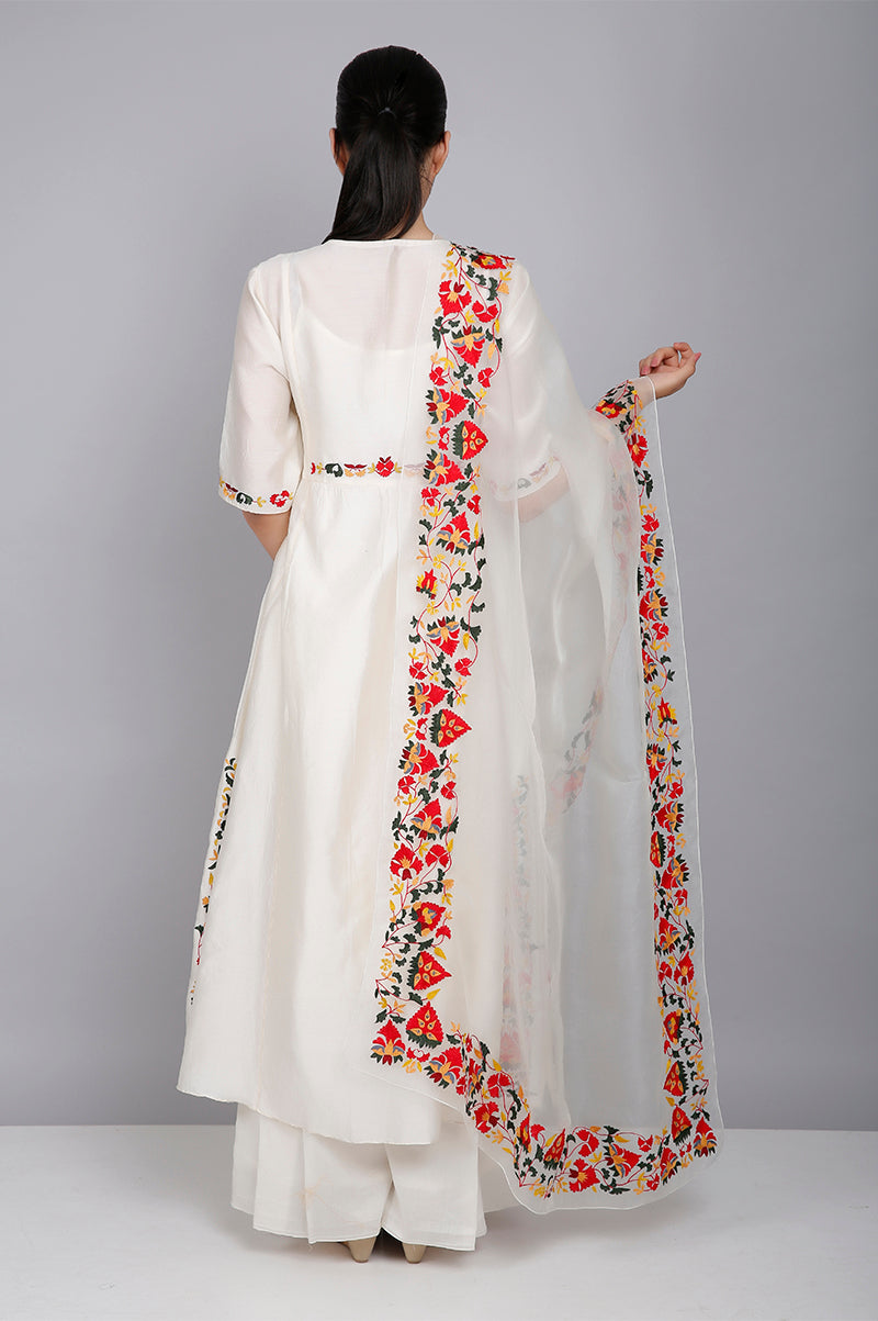 IVORY CHANDERI KURTA SET WITH MULTI FLORAL EMBROIDERY