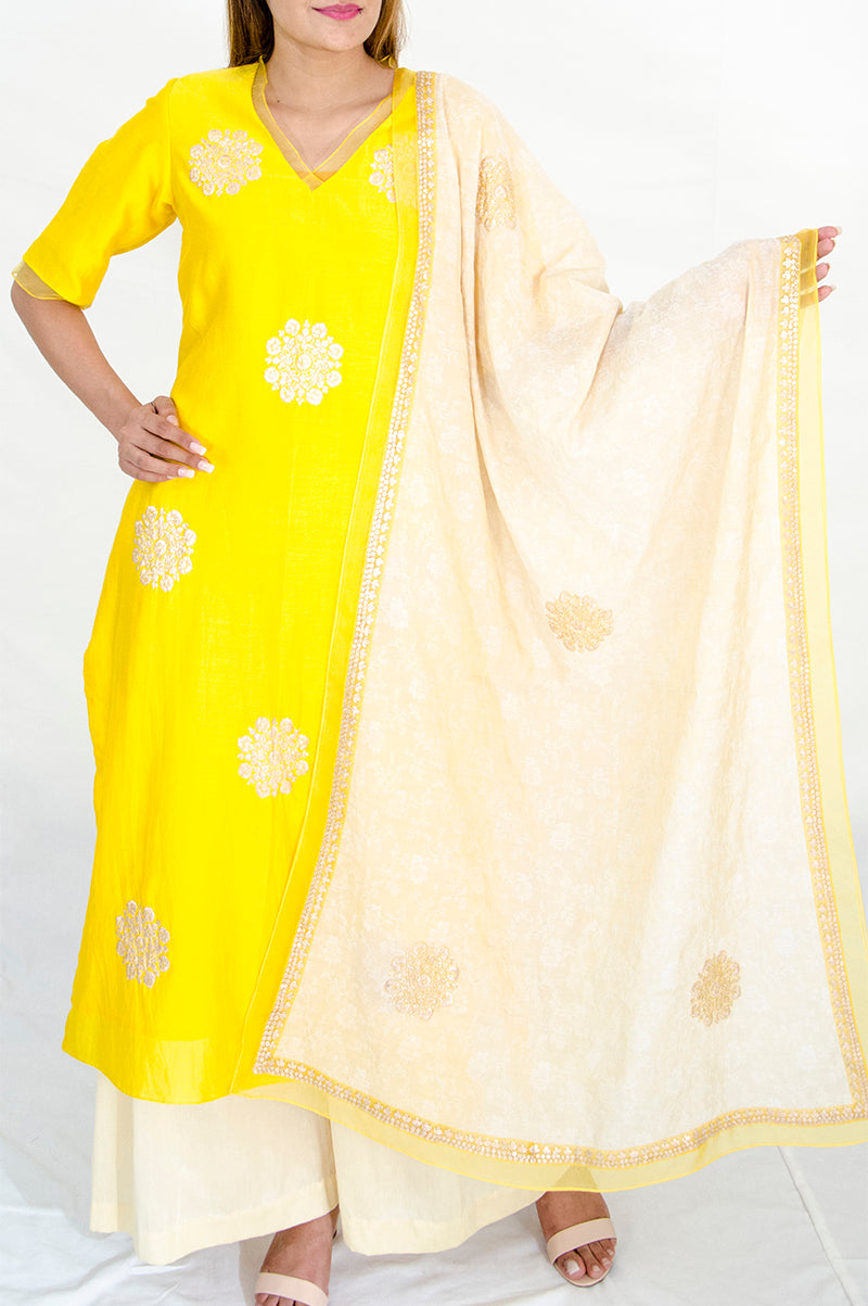 YELLOW KURTA SET WITH ZARI MOTIF