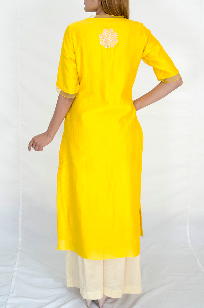 YELLOW KURTA SET WITH ZARI MOTIF