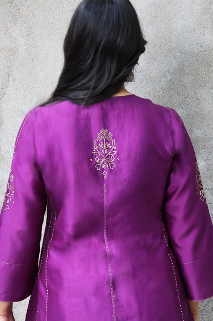 PURPLE CHANDERI KURTA SET WITH CUTDAANA YOKE