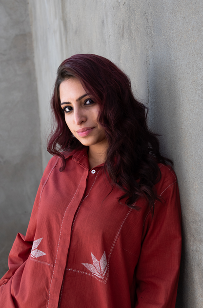 RED COTTON LINEN SHIRT WITH THREAD EMBROIDERY