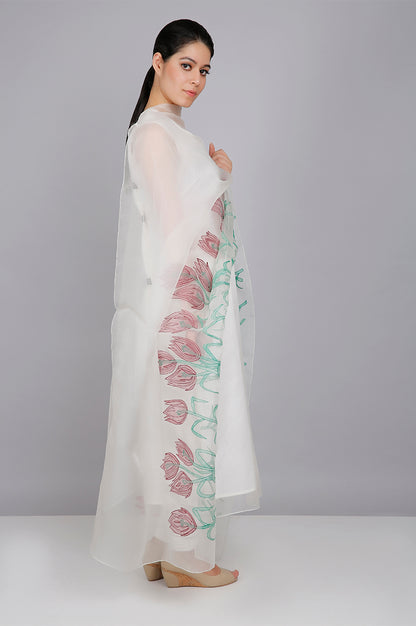 IVORY ORGANZA KURTA SET WITH FLORAL APPLIQUE