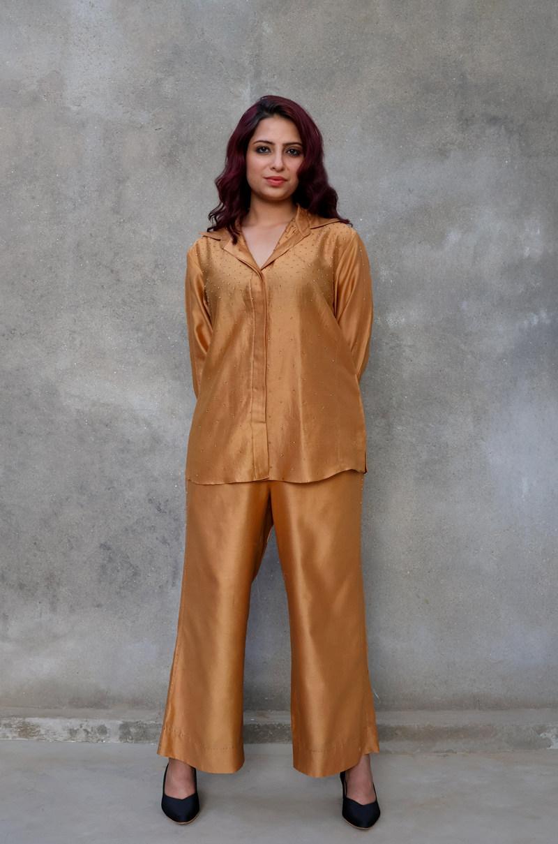TAN CHANDERI CO-ORD SET WITH SCATTERED CUTDAANA